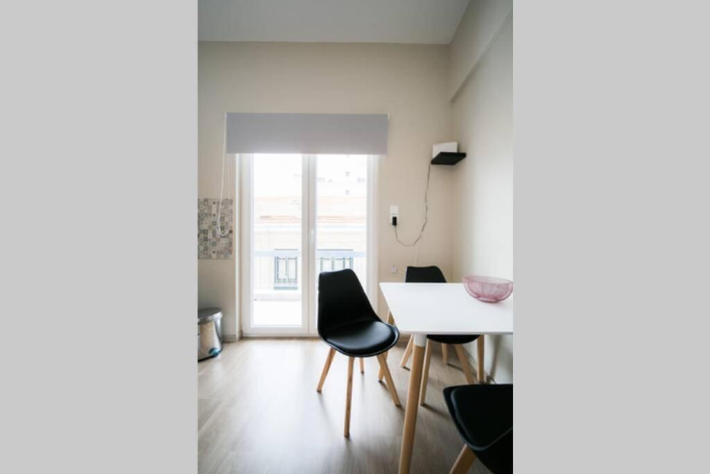 Belajo Central Apartment And Jacuzzi !! ヴォロス エクステリア 写真